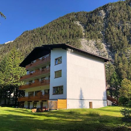 Karwendel-Lodge Шарніц Екстер'єр фото
