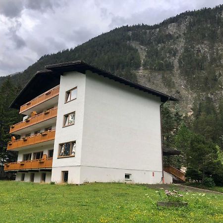 Karwendel-Lodge Шарніц Екстер'єр фото