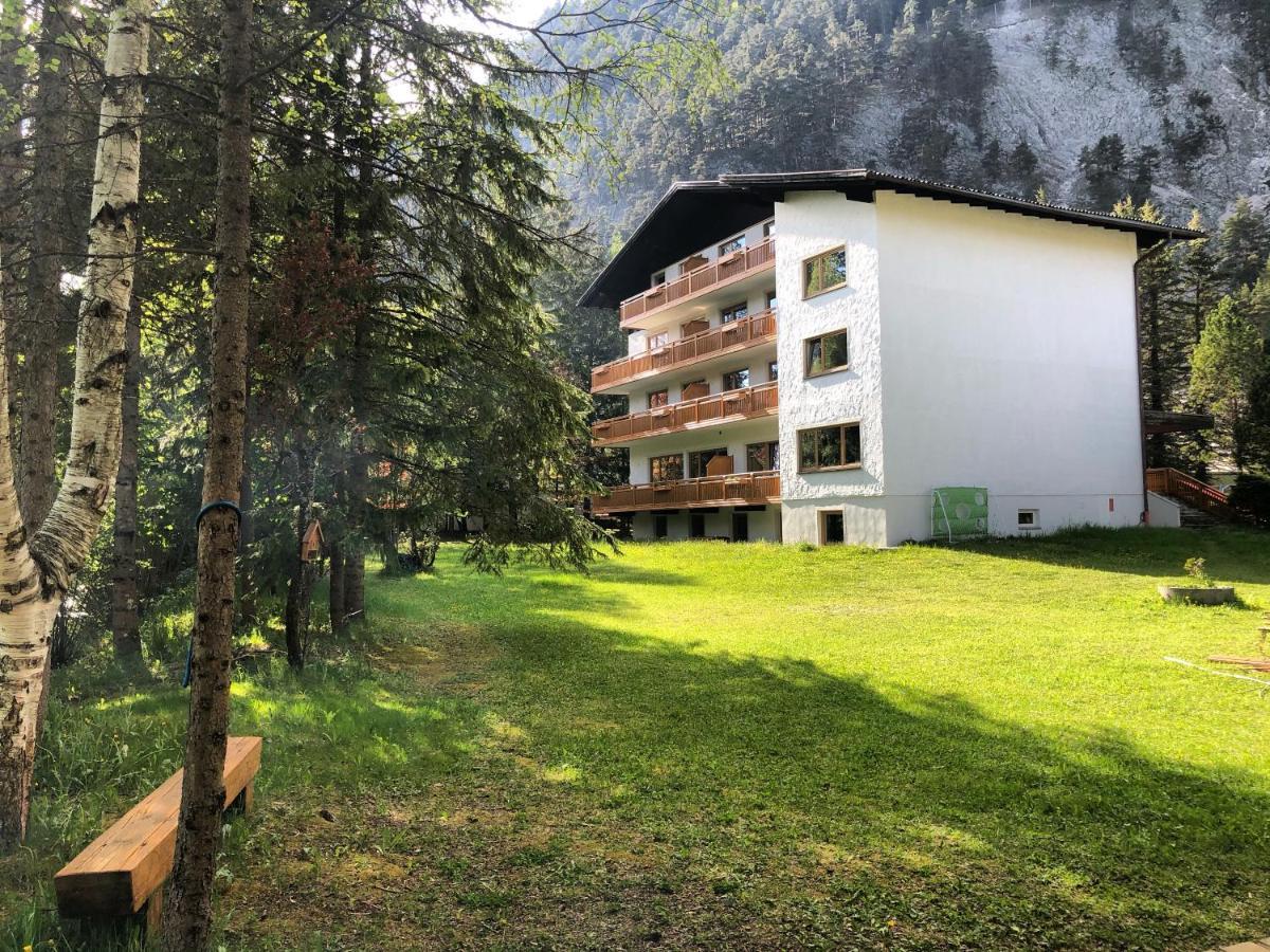 Karwendel-Lodge Шарніц Екстер'єр фото