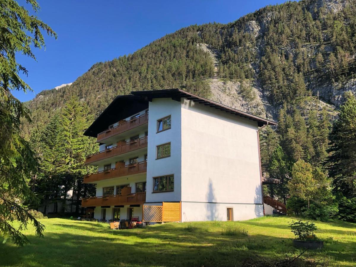 Karwendel-Lodge Шарніц Екстер'єр фото