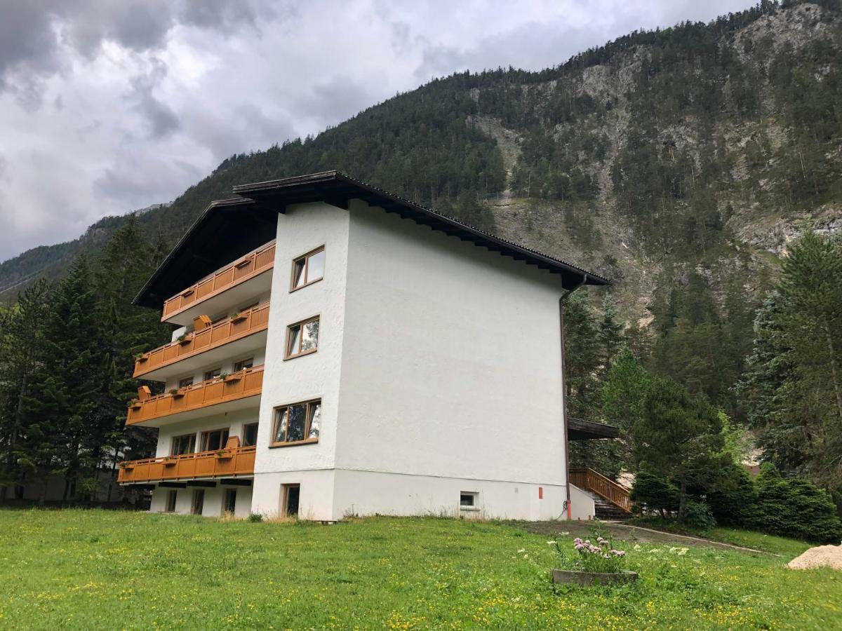 Karwendel-Lodge Шарніц Екстер'єр фото
