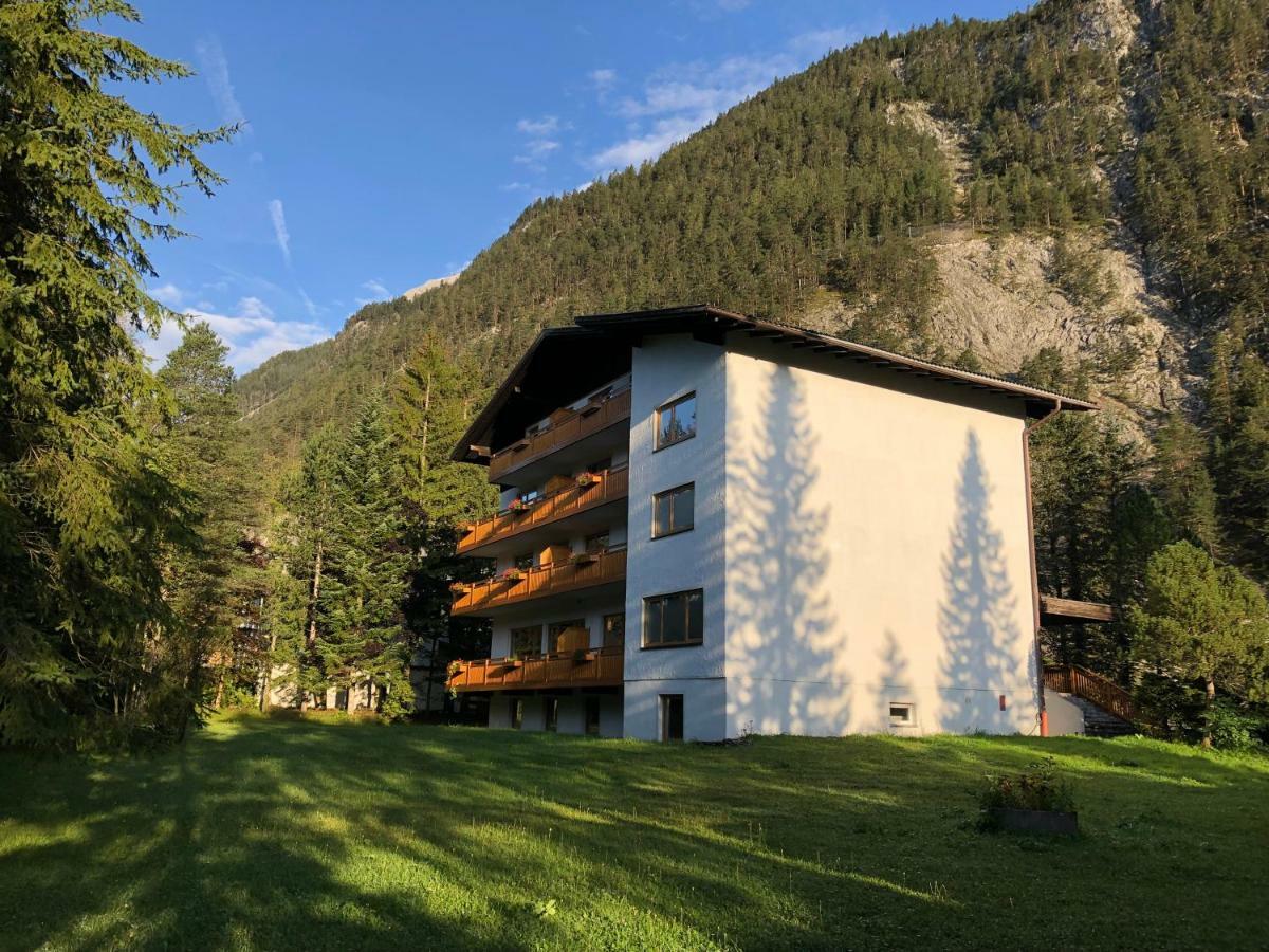 Karwendel-Lodge Шарніц Екстер'єр фото